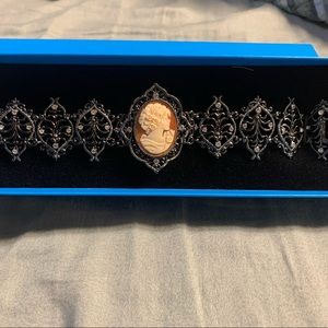 Brand New Vintage looking bracelet